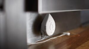 High tech leak detector