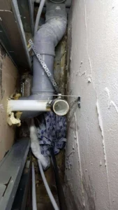 Fixing a clogged pipe